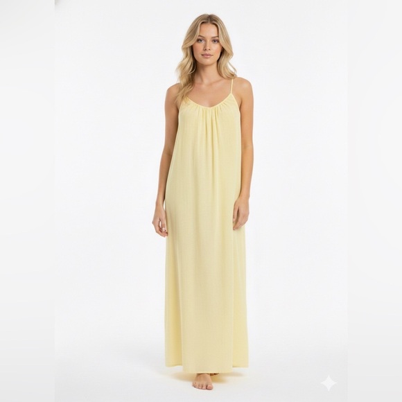 Raviya Dresses & Skirts - Raviya yellow maxi dress new with tags size small
